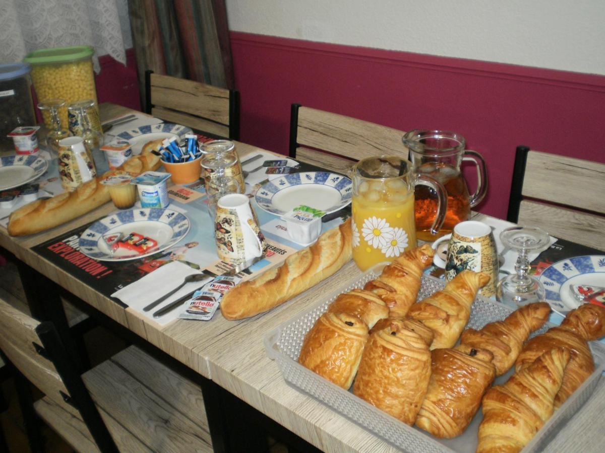 Montluçon Hotel De La Gare מראה חיצוני תמונה