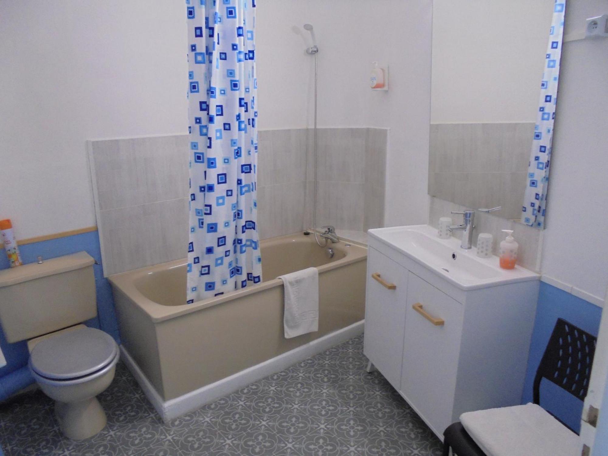 Montluçon Hotel De La Gare מראה חיצוני תמונה