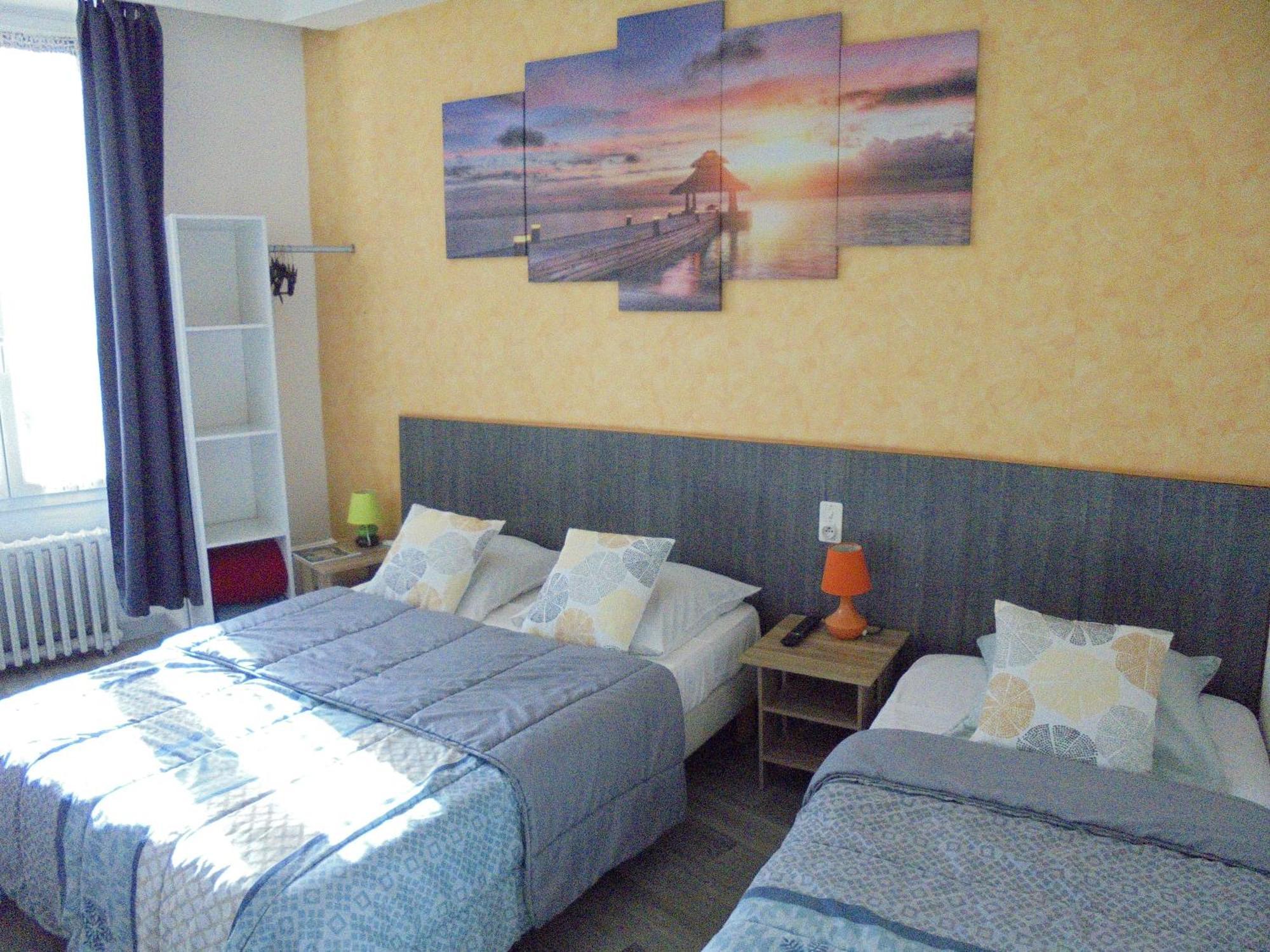 Montluçon Hotel De La Gare מראה חיצוני תמונה