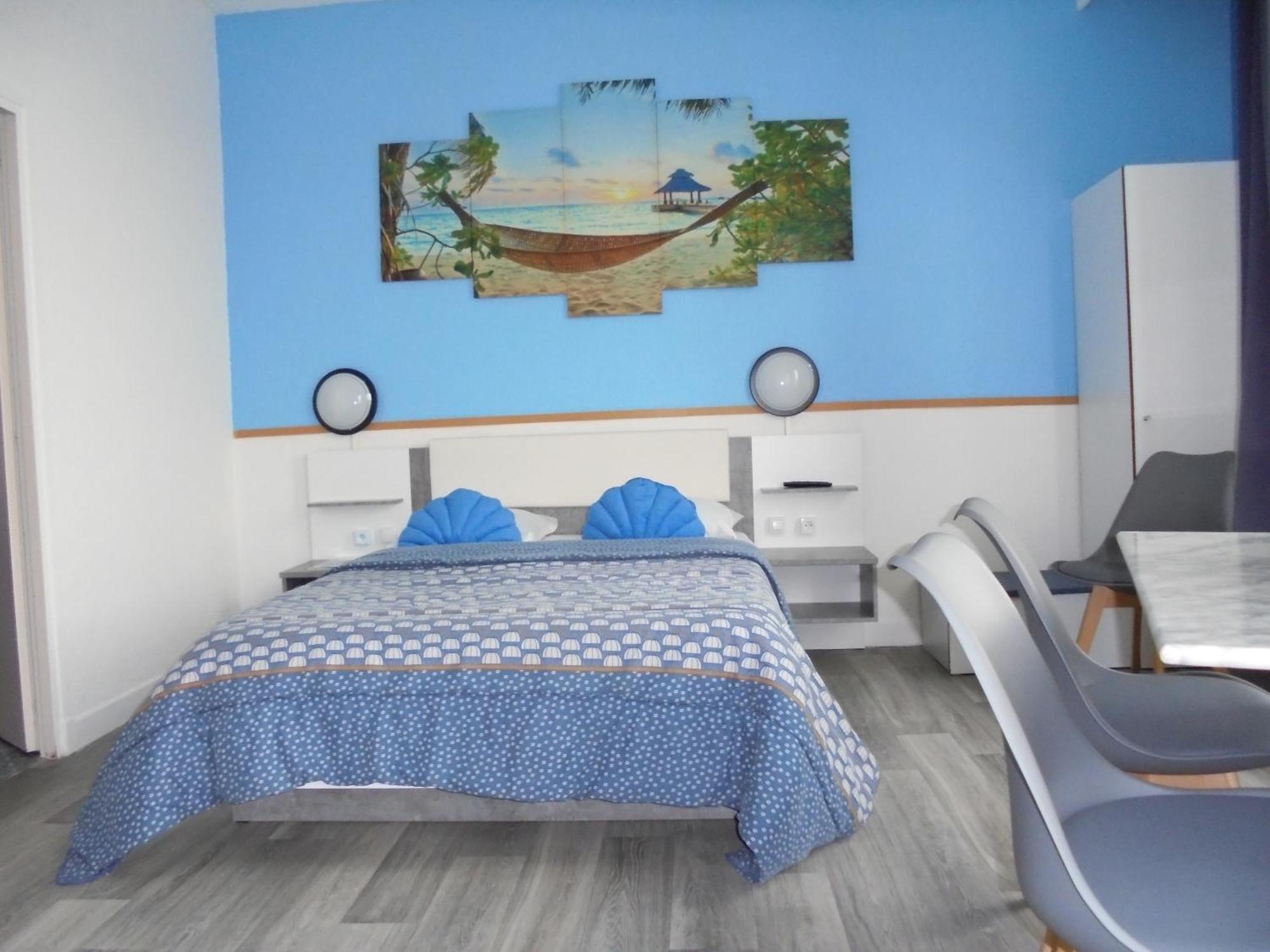 Montluçon Hotel De La Gare מראה חיצוני תמונה